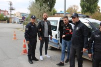 Lüks Araçla 'Drift' Yapan Arkadaşlara 15 Bin Liralık Rekor Ceza