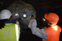 İDRIS AKBıYıK - Maden Mühendisleri Terörden Temizlenen Dağlara Çıkartma Yaptı