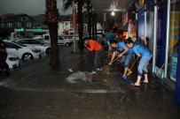 MEHMET ERDEM - Şiddetli Yağmur Fethiye'de Baskınlara Neden Oldu