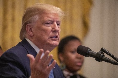 Trump, Yeni Göçmen Beyannamesini İmzaladı