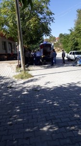 Denizli'de Otomobil İle Motosiklet Çarpıştı Açıklaması 1 Ölü, 1 Yaralı