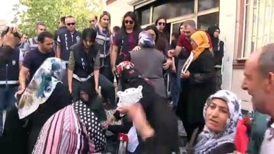 Oturma Eylemi Yapan 'Diyarbakır Anneleri'nden HDP'lilere Tepki