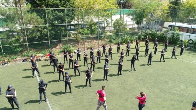 Acil Müdahale Timi'nin Zorlu Eğitimi Havadan Görüntülendi