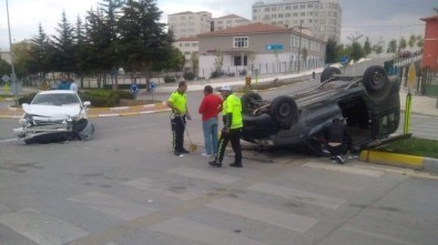 Çorum'da Trafik Kazası Açıklaması 3 Yaralı