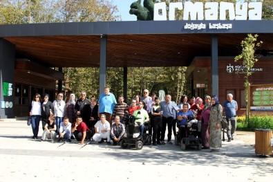 Engelsiz Yürekler Ve Aileleri Ormanya'yı Gezdi