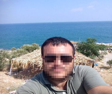 Karısını 12 Yerinden Bıçaklayarak Öldüren Adam Gözaltına Alındı