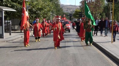 Kırıkkale'de 'Amatör Spor Haftası' Kortej Yürüyüşü İle Başladı