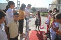 MEHMET AKİF ERSOY - Öğrencileri 'Kırmızı Halı' Sererek Karşıladı