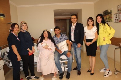 Op. Dr. Güngör, 'Geceleri Bebeğinizi Emzirmeyi İhmal Etmeyin'