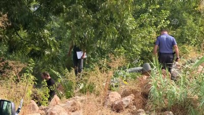 Antalya'da Arazide Erkek Cesedi Bulundu