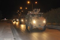 ASKERİ KONVOY - Askeri birlikler Suriye'deki üs bölgelerine hareket etti