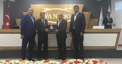 Başkan Aslan, Van TSO'nun Meclis Toplantısına Katıldı