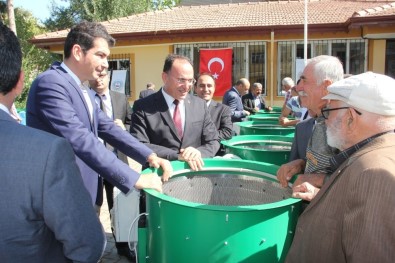 Ceviz Soyma Makinesi Dağıtıldı