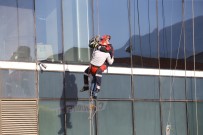 TATBIKAT - Denizli'de Nefes Kesen Acil Durum Tatbikatı Drone İle Görüntülendi