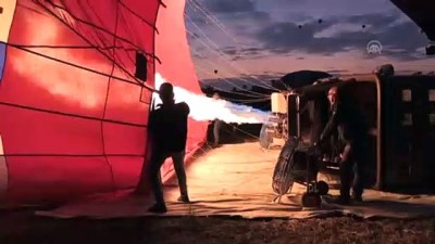 GRAFİKLİ - Kapadokya'da Balonlar 437 Bin Kişiyi Uçurdu