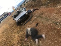 Kontrolden Çıkan Otomobil, Taklalar Atıp Tarlaya Uçtu Açıklaması 1 Ölü, 2 Yaralı Haberi