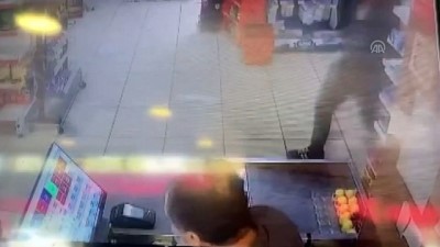 Sadaka Kutusu Çalan Kişi, Güvenlik Kamerasınca Görüntülendi