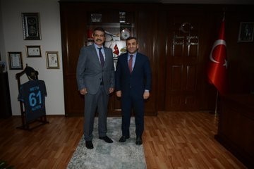 Temel Altunbaş Trabzon İl Emniyet Müdürü Metin Alper'i Ziyaret Etti