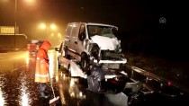 Tıra Çarpan Minibüsün Sürücüsü Yaralandı