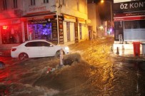 TURGUTREIS - Turizm Cenneti Bodrum'da Caddeler Sokaklar Göle Döndü, Ekipler Teyakkuza Geçti