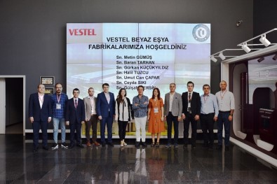 Uşak Üniversitesi DTS Tasarım Merkezi Yeni İşbirlikleri İçin Toplantı Gerçekleştirdi