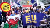 THERESA MAY - Brüksel'de Brexit Karşıtı Gösteri