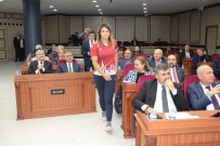 DÜNYA ŞAMPİYONASI - Dünya Şampiyonu Büyükşehir Belediye Meclisi'nde