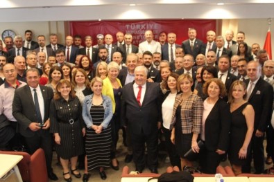 Eski Hazine Bakanı Masum Türker, TÜRMOB Başkanlığına Aday