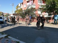 ÖZEL HAREKET - Pompalı Tüfekle Rastgele Ateş Açan Şahıs Polisi Alarma Geçirdi