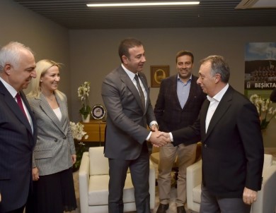 Başkan Akpolat'tan, Ahmet Nur Çebi'ye Hayırlı Olsun Ziyareti