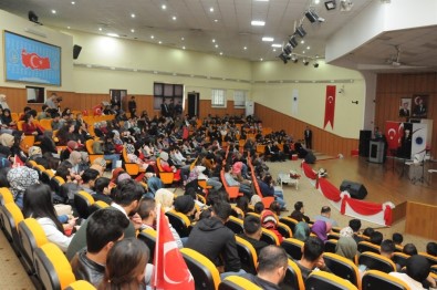 Batman'da Cumhuriyet Değerlerine Bağlılık Ve Atatürk'ün İzinde Konferansı