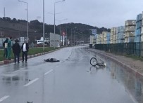 TİCARİ ARAÇ - Çan'da Trafik Kazası Açıklaması 1 Ölü