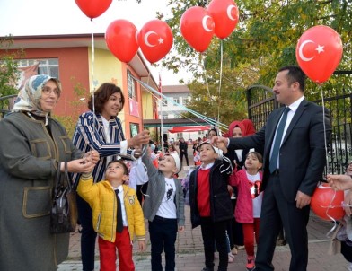 Minikler Mehmetçik'e Sevgi Balonuyla Selam Gönderdi