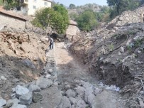EKMEK FIRINI - Yaylacık Mahallesi Su Baskınlarından Kurtuluyor