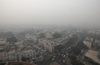 HAVAİ FİŞEK - Yeni Delhi'de Hava Kirliliğine Karşı 5 Milyon Maske