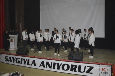 Ağrı'da 10 Kasım Atatürk'ü Anma Töreni Düzenlendi