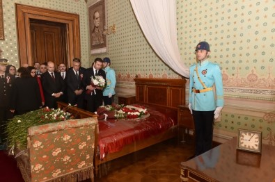Başkan Akpolat, Dolmabahçe Sarayı'nda Atatürk'ü Anma Törenine Katıldı