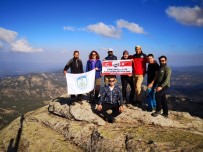 10 KASıM - Dağda Atatürk'e Saygı Duruşu