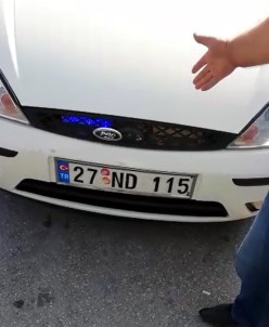 Gaziantep'te Çakar Lamba Kullanan Sürücüye Para Cezası