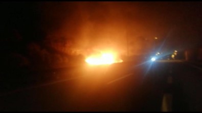 Kapıkule'de Sıvı Yakıt Yüklü Tanker Alev Alev Yandı
