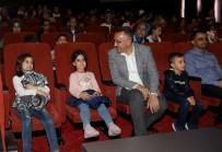 NASREDDIN HOCA - 'Nasreddin Hoca Ve Çılgın Eşek' İsimli Tiyatro OKM'de Sergilendi