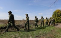 PHOENIX - Ukrayna Askeri Ve Rusya Yanlıları Bölgeden Çekilmeyi Sürdürüyor
