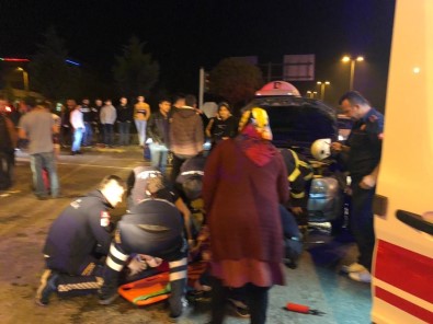 Zonguldak'ta Trafik Kazası Açıklaması 2 Yaralı