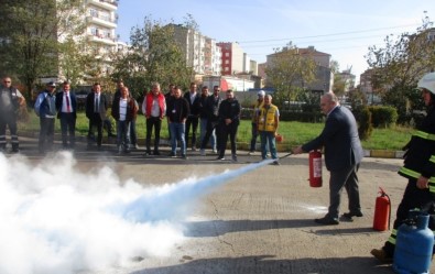 Çorlu Belediyesi Personeline Yangın Söndürme Eğitimi