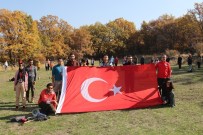 SAYGI DURUŞU - Doğaseverler Atatürk Anısına Fidan Dikti