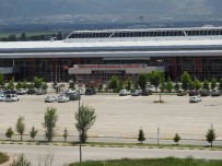 UÇAK TRAFİĞİ - Ekim Ayında Erzurum Havalimanı'nda 84 Bin 70 Yolcuya Hizmet Verildi