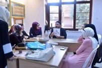 YETENEK SıNAVı - Geleneksel Türk Süsleme Sanatları Öğreniyorlar