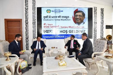 Hindistan Büyükelçisi'nden Malatya Büyükşehir Belediyesi'ne Ziyaret
