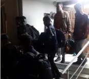 BALLIKUYU - İzmir'de Operasyon Açıklaması 22 Düzensiz Göçmen Yakalandı