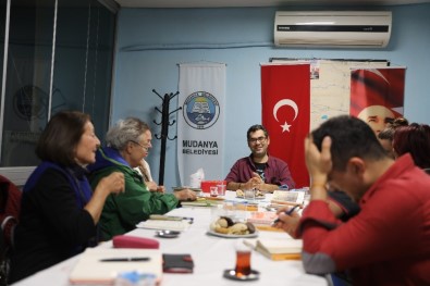 Kitap Tutkunları Mudanya'da Edebiyatla Buluştu
